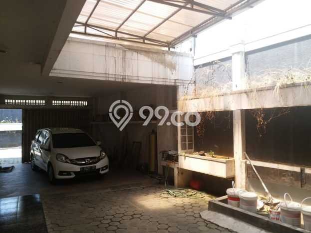 Siap Huni Rumah Mewah 7 Kamar di Semarang Tengah Dekat ke Mana Saja Siap Huni Rumah Mewah 7 Kamar di Semarang Tengah Dekat ke Mana Saja
