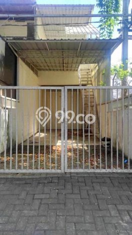 Ruko Dijual di Jambangan Surabaya dengan Luas Bangunan 72m2 Ruko Dijual di Jambangan Surabaya dengan Luas Bangunan 72m2