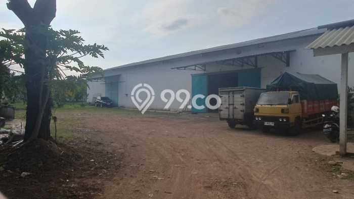 Gudang Dijual di Malang LT 3025m2 & LB 1100m2 Lokasi Terbaik! Gudang Dijual di Malang LT 3025m2 & LB 1100m2 Lokasi Terbaik!