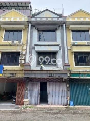 Untuk Dijual Ruko di Waru Sidoarjo LT 75m2 / LB 262m2 Untuk Dijual Ruko di Waru Sidoarjo LT 75m2 / LB 262m2