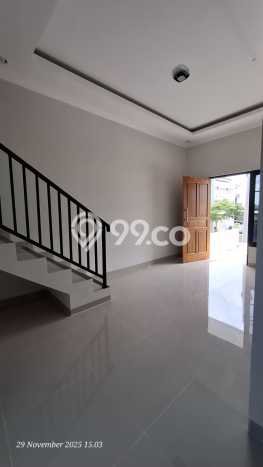 Dijual Rumah Strategis Bagus Punya 3 KT di Banyumanik Semarang - Dijual Rumah Strategis Bagus Punya 3 KT di Banyumanik Semarang -