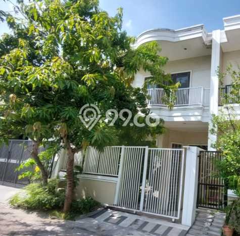 Hunian Cantik Minimalis Lb 144m2 di Wiyung, Surabaya Hunian Cantik Minimalis Lb 144m2 di Wiyung, Surabaya