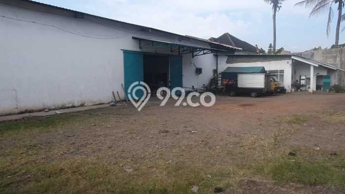 Gudang Dijual di Malang LT 3025m2 & LB 1100m2 Lokasi Terbaik! Gudang Dijual di Malang LT 3025m2 & LB 1100m2 Lokasi Terbaik!