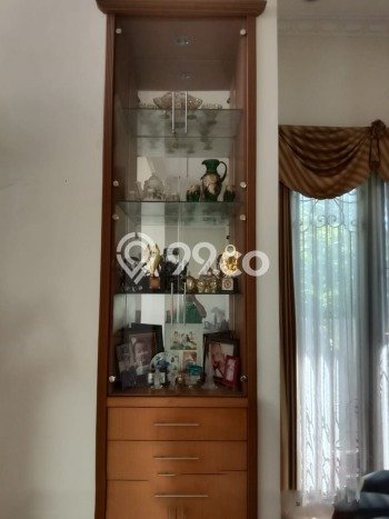 Best Deal Hunian Mewah Ideal dan Luas di Tenggilis Mejoyo, Surabaya Best Deal Hunian Mewah Ideal dan Luas di Tenggilis Mejoyo, Surabaya