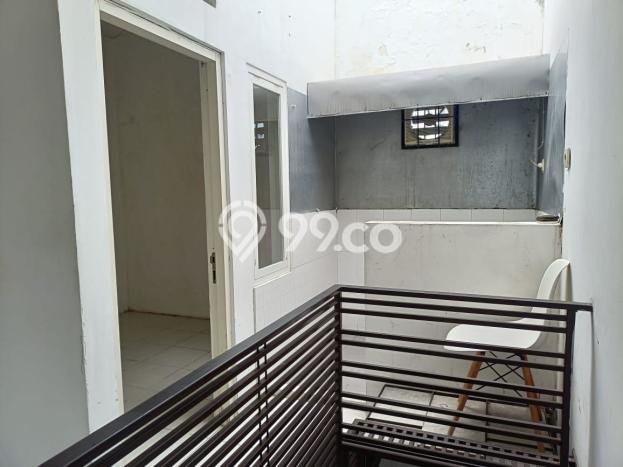 Ruko Dijual di Surabaya LT 66m2 & LB 85m2 Lokasi Terbaik! Ruko Dijual di Surabaya LT 66m2 & LB 85m2 Lokasi Terbaik!