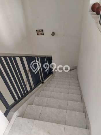 Hunian Cantik Minimalis Lb 144m2 di Wiyung, Surabaya Hunian Cantik Minimalis Lb 144m2 di Wiyung, Surabaya