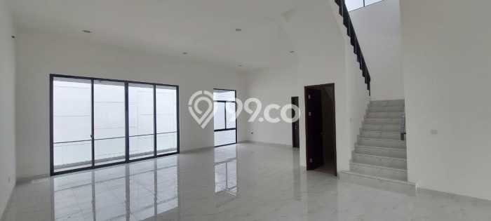 Jarang Ada! Rumah Sewa 4 Kamar Nyaman Siap Huni Pantai Indah Kapuk Jarang Ada! Rumah Sewa 4 Kamar Nyaman Siap Huni Pantai Indah Kapuk