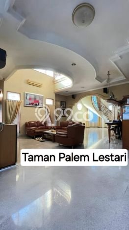Dijual Rumah Mewah Megah Dengan View Eksklusif di Taman Palem, Jakarta Barat Dijual Rumah Mewah Megah Dengan View Eksklusif di Taman Palem, Jakarta Barat