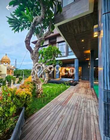 Ready to Use! Premium House LT 609m2 Desain Elegan di Pantai Mutiara Ready to Use! Premium House LT 609m2 Desain Elegan di Pantai Mutiara