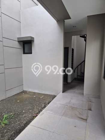 Disewakan Rumah Murah di Pantai Indah Kapuk Jakarta Utara Punya 3 KT Disewakan Rumah Murah di Pantai Indah Kapuk Jakarta Utara Punya 3 KT
