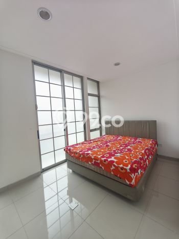 Jarang Ada! Rumah Kontrakan 3 Kamar Nyaman Siap Huni Pantai Indah Kapuk Jarang Ada! Rumah Kontrakan 3 Kamar Nyaman Siap Huni Pantai Indah Kapuk