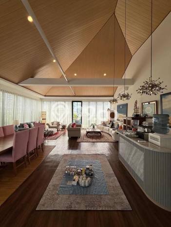 Rumah Kost Dijual di Kebayoran Baru, Jakarta Selatan, Spesifikasi 6 KT, 5 KM, 2223m2 Rumah Kost Dijual di Kebayoran Baru, Jakarta Selatan, Spesifikasi 6 KT, 5 KM, 2223m2