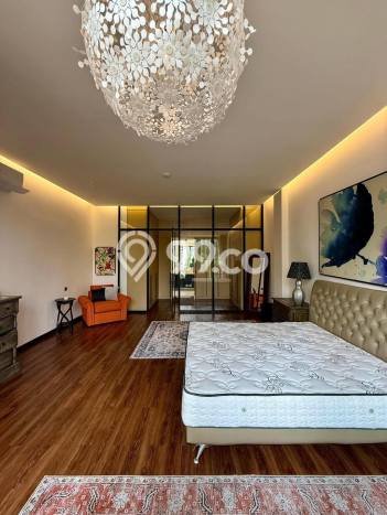 Rumah Kost Dijual di Kebayoran Baru, Jakarta Selatan, Spesifikasi 6 KT, 5 KM, 2223m2 Rumah Kost Dijual di Kebayoran Baru, Jakarta Selatan, Spesifikasi 6 KT, 5 KM, 2223m2
