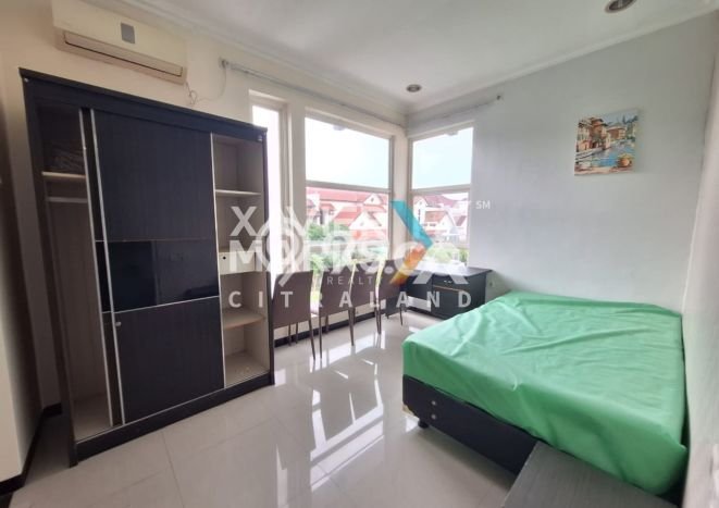 Dijual Rumah Luas Elegan Dengan View Eksklusif di Citraland, Surabaya Dijual Rumah Luas Elegan Dengan View Eksklusif di Citraland, Surabaya