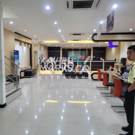 Ruko Disewa di Surabaya dengan LB 1100m2 Area Komersial Ramai Ruko Disewa di Surabaya dengan LB 1100m2 Area Komersial Ramai