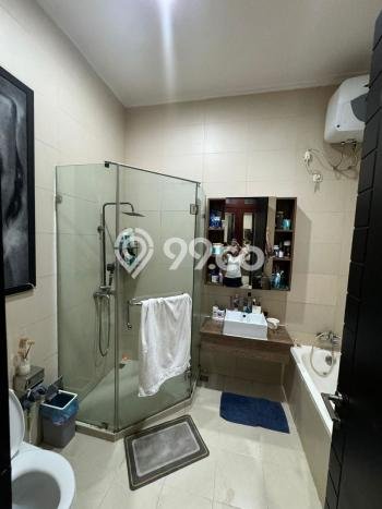 Ready to Use! Luxury House LT 281m2 Desain Elegan di Pulomas Ready to Use! Luxury House LT 281m2 Desain Elegan di Pulomas