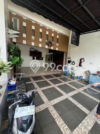 Rumah Elit Modern Siap Huni di Pulomas Jakarta Timur Rumah Elit Modern Siap Huni di Pulomas Jakarta Timur