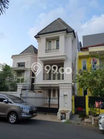 Dijual Rumah Mewah Elegan Dengan View Cantik di Permata Buana, Jakarta Barat Dijual Rumah Mewah Elegan Dengan View Cantik di Permata Buana, Jakarta Barat