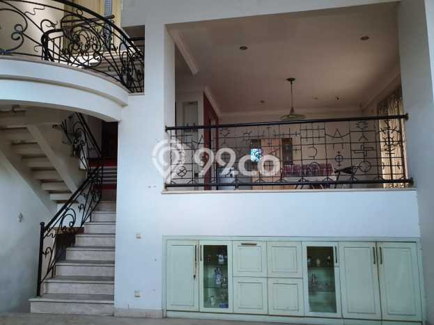 Dijual Rumah Mewah Elegan Dengan View Cantik di Permata Buana, Jakarta Barat Dijual Rumah Mewah Elegan Dengan View Cantik di Permata Buana, Jakarta Barat