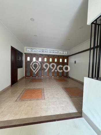 For Sale! Luxury House LT 274m2 Desain Elegan di Puri Indah For Sale! Luxury House LT 274m2 Desain Elegan di Puri Indah