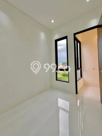 Jual Rumah Bagus Siap Huni LB 111m2 di Blimbing, Malang Jual Rumah Bagus Siap Huni LB 111m2 di Blimbing, Malang