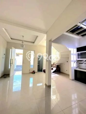 PENAWARAN TERBAIK! Rumah Strategis area Tunjungsekar, Luas 72m² LB 140m² PENAWARAN TERBAIK! Rumah Strategis area Tunjungsekar, Luas 72m² LB 140m²