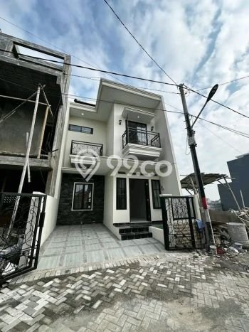FEATURED! Rumah Nyaman area Lowokwaru, Luas 72m² Bangunan 120m² FEATURED! Rumah Nyaman area Lowokwaru, Luas 72m² Bangunan 120m²