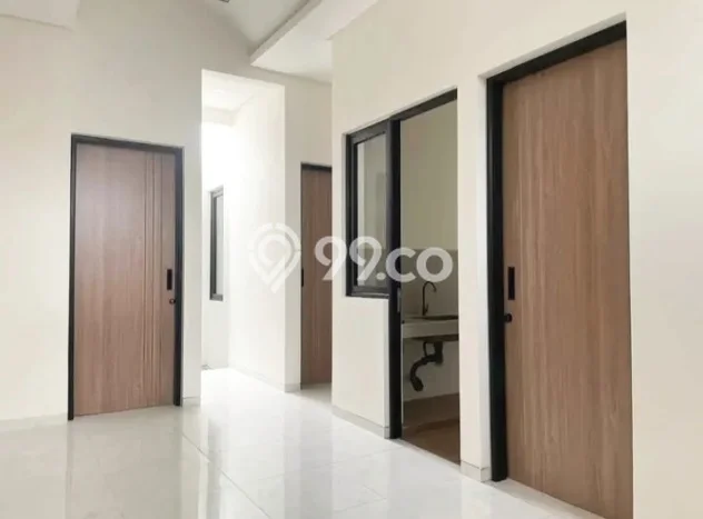 Disewakan! Rumah 3 Kamar Tidur &
1 Kamar Mandi di Tidar, Malang Disewakan! Rumah 3 Kamar Tidur &
1 Kamar Mandi di Tidar, Malang