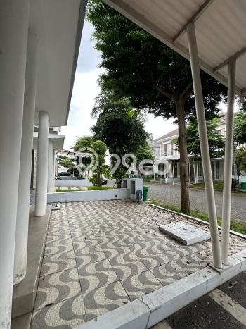 Rumah Lokasi Strategis area Soekarno Hatta, Malang, LT 128m² LB 150m² Rumah Lokasi Strategis area Soekarno Hatta, Malang, LT 128m² LB 150m²