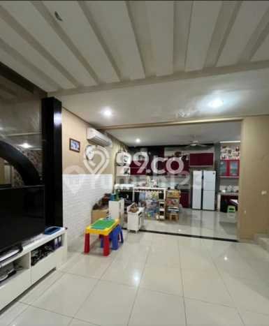 Rumah Elit Modern Siap Huni di Green Lake City Jakarta Barat Rumah Elit Modern Siap Huni di Green Lake City Jakarta Barat