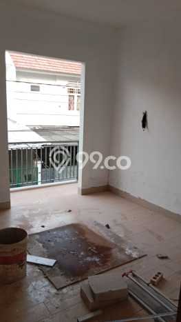 Rumah Modern 4 KT di Taman Palem Jakarta Barat Unfurnished Rumah Modern 4 KT di Taman Palem Jakarta Barat Unfurnished