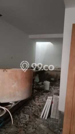 Rumah Modern 4 KT di Taman Palem Jakarta Barat Unfurnished Rumah Modern 4 KT di Taman Palem Jakarta Barat Unfurnished