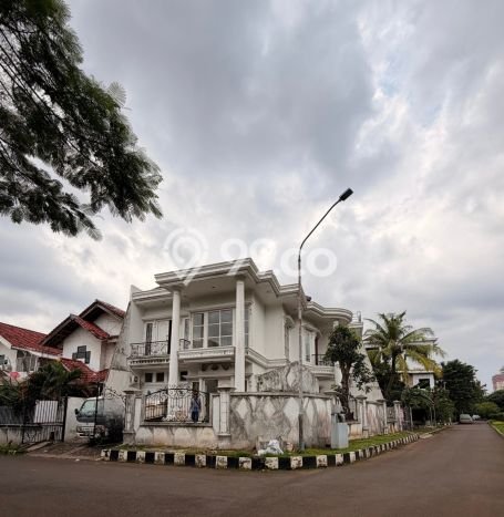 Jual Rumah Luas Elegan Dengan View Cantik di Permata Buana, Jakarta Barat Jual Rumah Luas Elegan Dengan View Cantik di Permata Buana, Jakarta Barat
