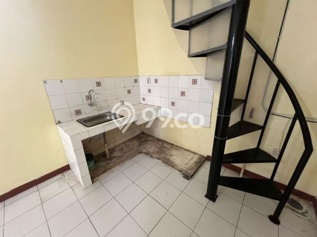 For Sale Rumah 2 Kamar Lokasi Ideal Bagus dan Strategis di Karang Tengah For Sale Rumah 2 Kamar Lokasi Ideal Bagus dan Strategis di Karang Tengah
