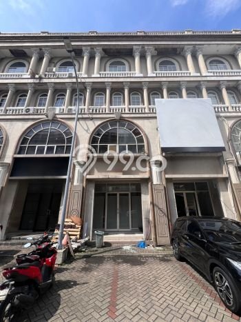 Ruko Bagus Dijual LB 236m2 Lokasi Strategis Jakarta Barat Area Cocok untuk Berbisnis Ruko Bagus Dijual LB 236m2 Lokasi Strategis Jakarta Barat Area Cocok untuk Berbisnis