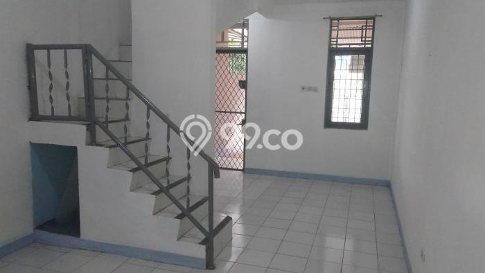 LOKASI STRATEGIS! Rumah di Taman Palem, Dekat Tol, 2 KM, LT 45m² Bangunan 54m² LOKASI STRATEGIS! Rumah di Taman Palem, Dekat Tol, 2 KM, LT 45m² Bangunan 54m²