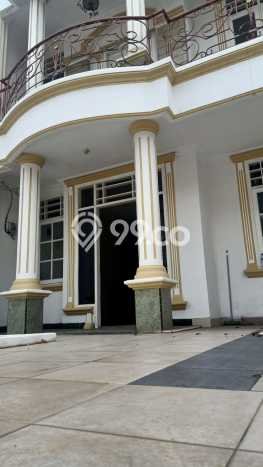 Dijual Hunian Rumah Terawat 4 Kamar di Taman Palem, Jakarta Barat Dijual Hunian Rumah Terawat 4 Kamar di Taman Palem, Jakarta Barat