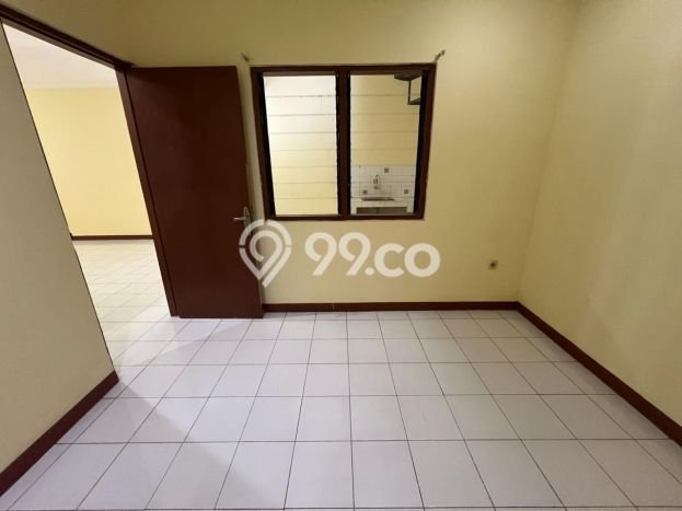 For Sale Rumah 2 Kamar Lokasi Ideal Bagus dan Strategis di Karang Tengah For Sale Rumah 2 Kamar Lokasi Ideal Bagus dan Strategis di Karang Tengah