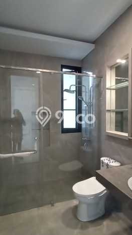 Rumah Luxury Modern Siap Huni di Sunrise Garden Jakarta Barat Rumah Luxury Modern Siap Huni di Sunrise Garden Jakarta Barat
