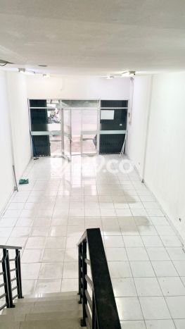 Ruko Dijual di Prime Area Jakarta Barat Luas 68m2 Ruko Dijual di Prime Area Jakarta Barat Luas 68m2