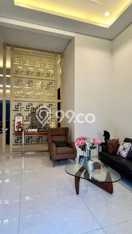 Dijual Rumah Premium dengan Fasilitas Sekitar Komplit di Sambikerep, Surabaya Dijual Rumah Premium dengan Fasilitas Sekitar Komplit di Sambikerep, Surabaya
