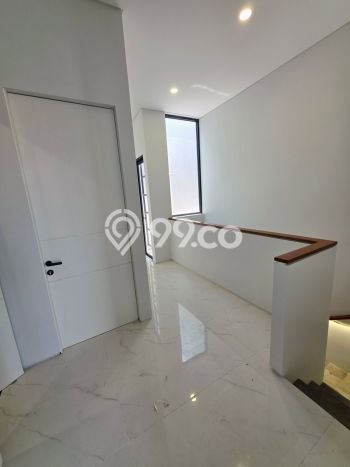 Dijual Rumah 4 Kamar Lokasi Strategis Bagus dan Strategis di Rungkut Dijual Rumah 4 Kamar Lokasi Strategis Bagus dan Strategis di Rungkut