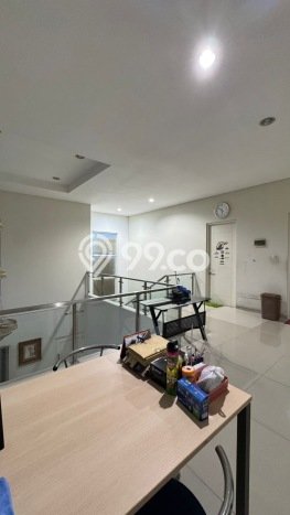 Rumah Eksklusif Siap Huni LT 360m2 di Sambikerep, Surabaya Rumah Eksklusif Siap Huni LT 360m2 di Sambikerep, Surabaya
