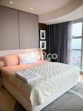 Hunian Apartemen High-Class untuk Dijual di Surabaya dengan 3 BR & 2 Kamar Mandi Hunian Apartemen High-Class untuk Dijual di Surabaya dengan 3 BR & 2 Kamar Mandi
