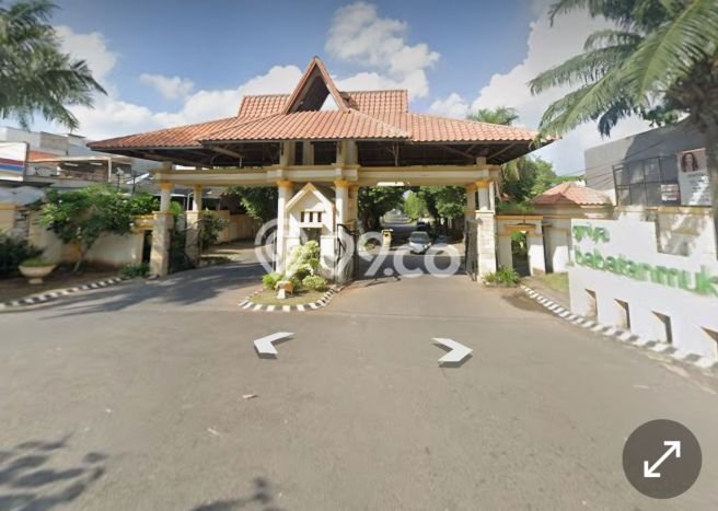 Dijual Rumah 4 Kamar Lokasi Ideal Bagus dan Strategis di Wiyung Dijual Rumah 4 Kamar Lokasi Ideal Bagus dan Strategis di Wiyung