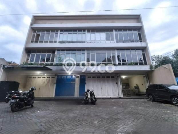 Unit Ruko Dijual di Rungkut Surabaya 190m2 Unit Ruko Dijual di Rungkut Surabaya 190m2