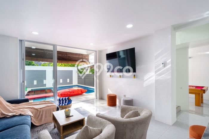 Dijual Vila Kawasan Kuta Selatan, Luas 220m2m², Area tenang untuk Anda Dijual Vila Kawasan Kuta Selatan, Luas 220m2m², Area tenang untuk Anda