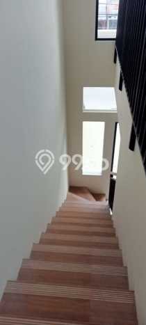 Rumah Minimalis 3 KT LT 60m2 di Buah Batu Rumah Minimalis 3 KT LT 60m2 di Buah Batu