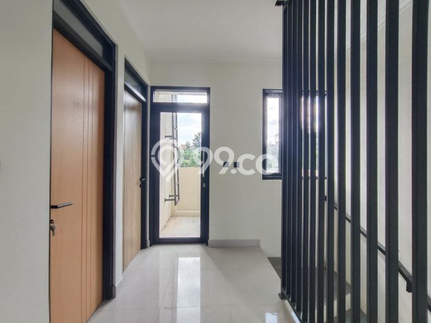 SIAP HUNI! Rumah Strategis di Cimahi Tengah, Luas 67m² LB 52m² SIAP HUNI! Rumah Strategis di Cimahi Tengah, Luas 67m² LB 52m²