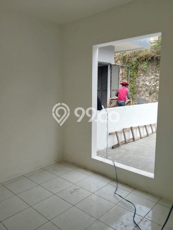 KESEMPATAN EMAS! Rumah Premium area Sarijadi, Bandung, LT 80m² Bangunan 36m² KESEMPATAN EMAS! Rumah Premium area Sarijadi, Bandung, LT 80m² Bangunan 36m²